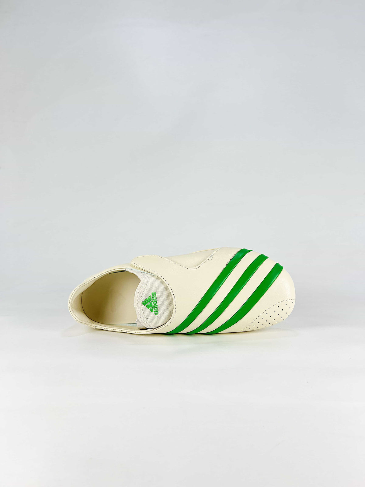 Pharrell Williams x Adidas Vario Flat Earther "Cream White Green"-Classic sneakers，Adidas Women's Shoe Sale / Men's Shoe Sale
