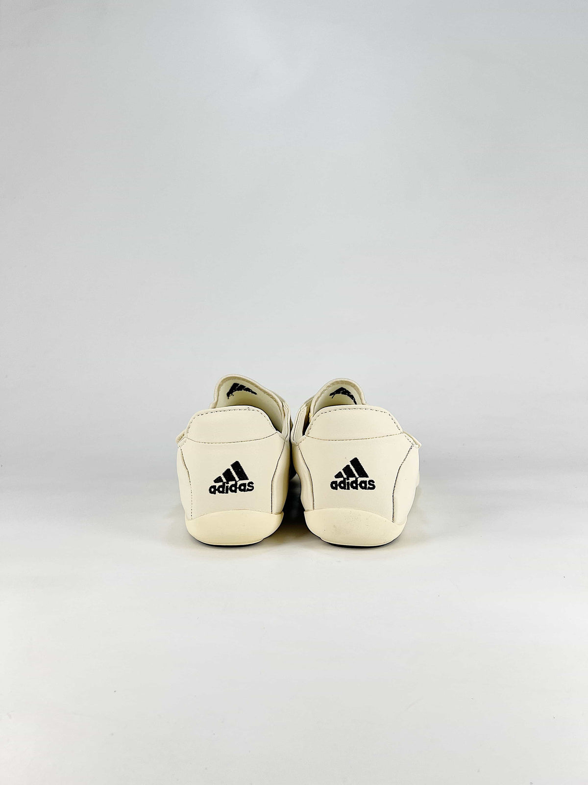 Pharrell Williams x Adidas Vario Flat Earther "Cream White Black"-Classic sneakers，Adidas Women's Shoe Sale / Men's Shoe Sale