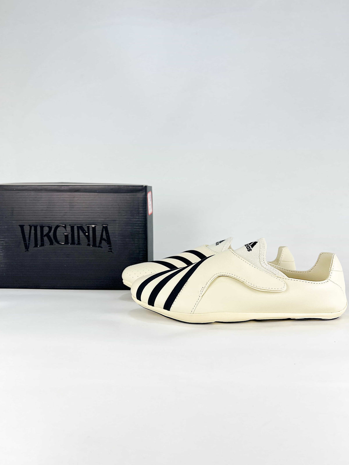 Pharrell Williams x Adidas Vario Flat Earther "Cream White Black"-Classic sneakers，Adidas Women's Shoe Sale / Men's Shoe Sale