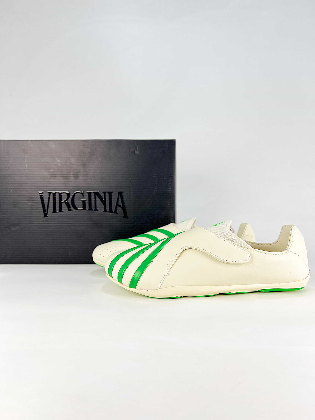 Pharrell Williams x Adidas Vario Flat Earther "Cream White Green"-Classic sneakers，Adidas Women's Shoe Sale / Men's Shoe Sale